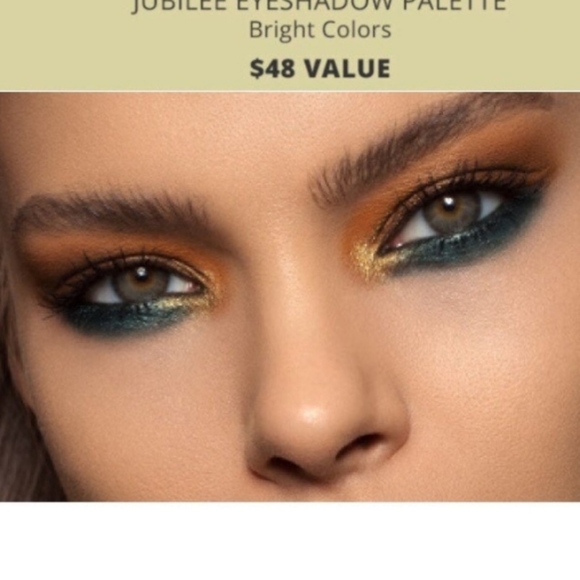 Natasha Denona Cheek, Highlighter and Eyeshadow Palette Makeup Set - Picture 2 of 9